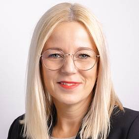 Stefanie Henjes-Wielk